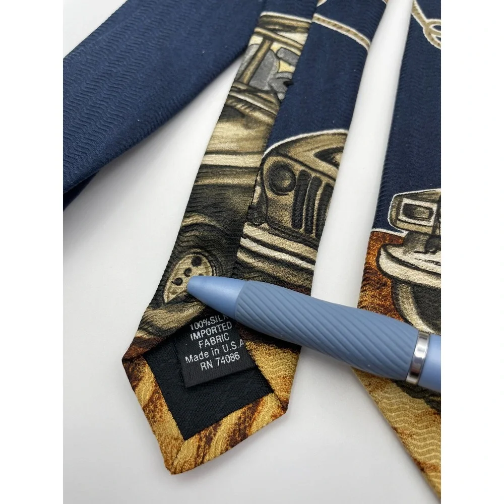 Jeep Mens Silk Tie Navy Blue Camp Jeep Wrangler Off-Road Adventure Novelty USA - Picture 3 of 4